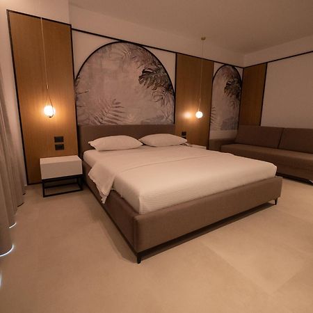 Colosseum Hotel Ксамил Экстерьер фото