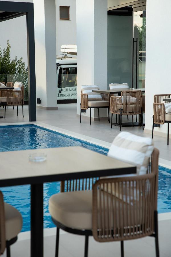 Colosseum Hotel Ксамил Экстерьер фото
