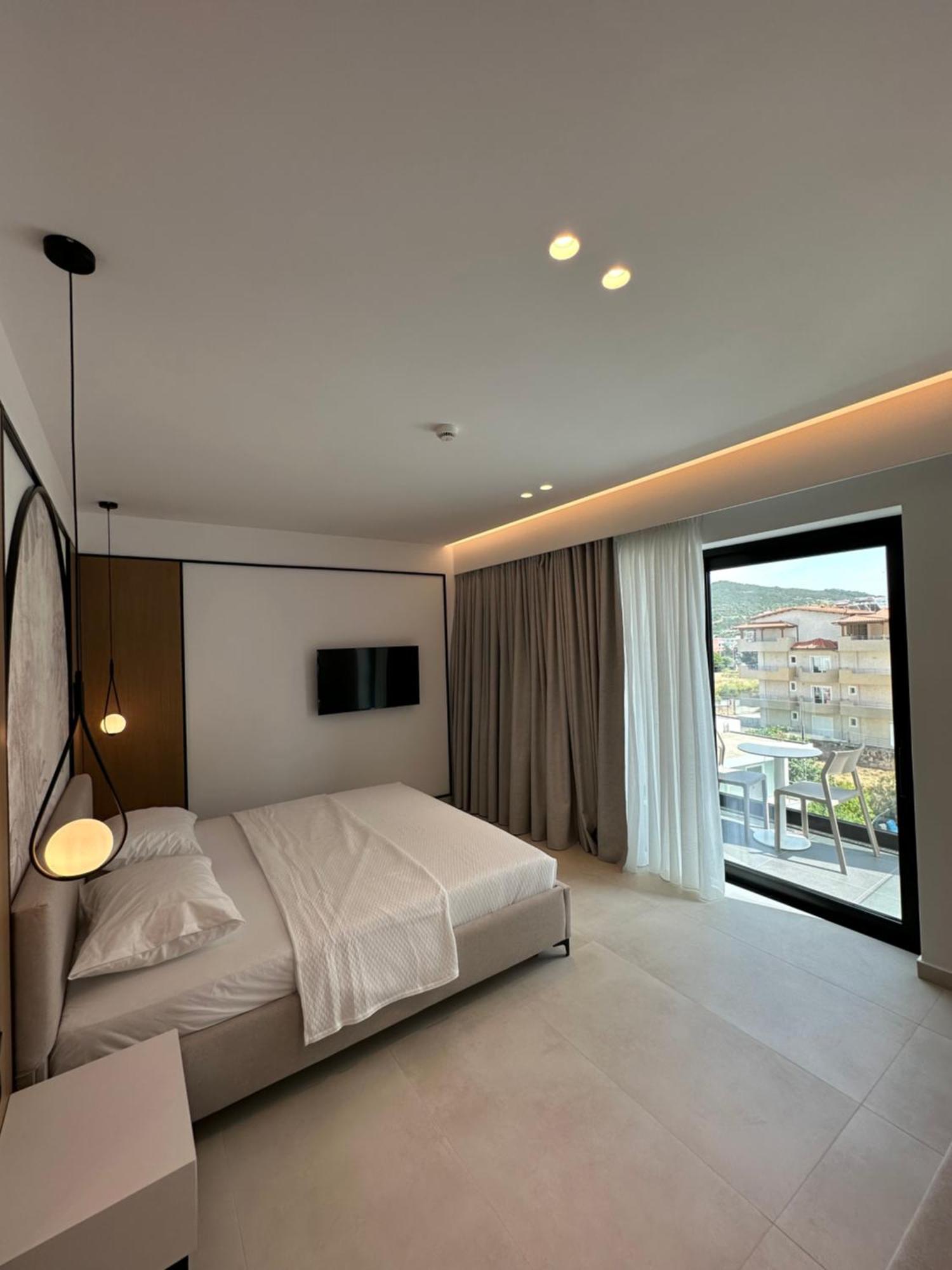 Colosseum Hotel Ксамил Экстерьер фото